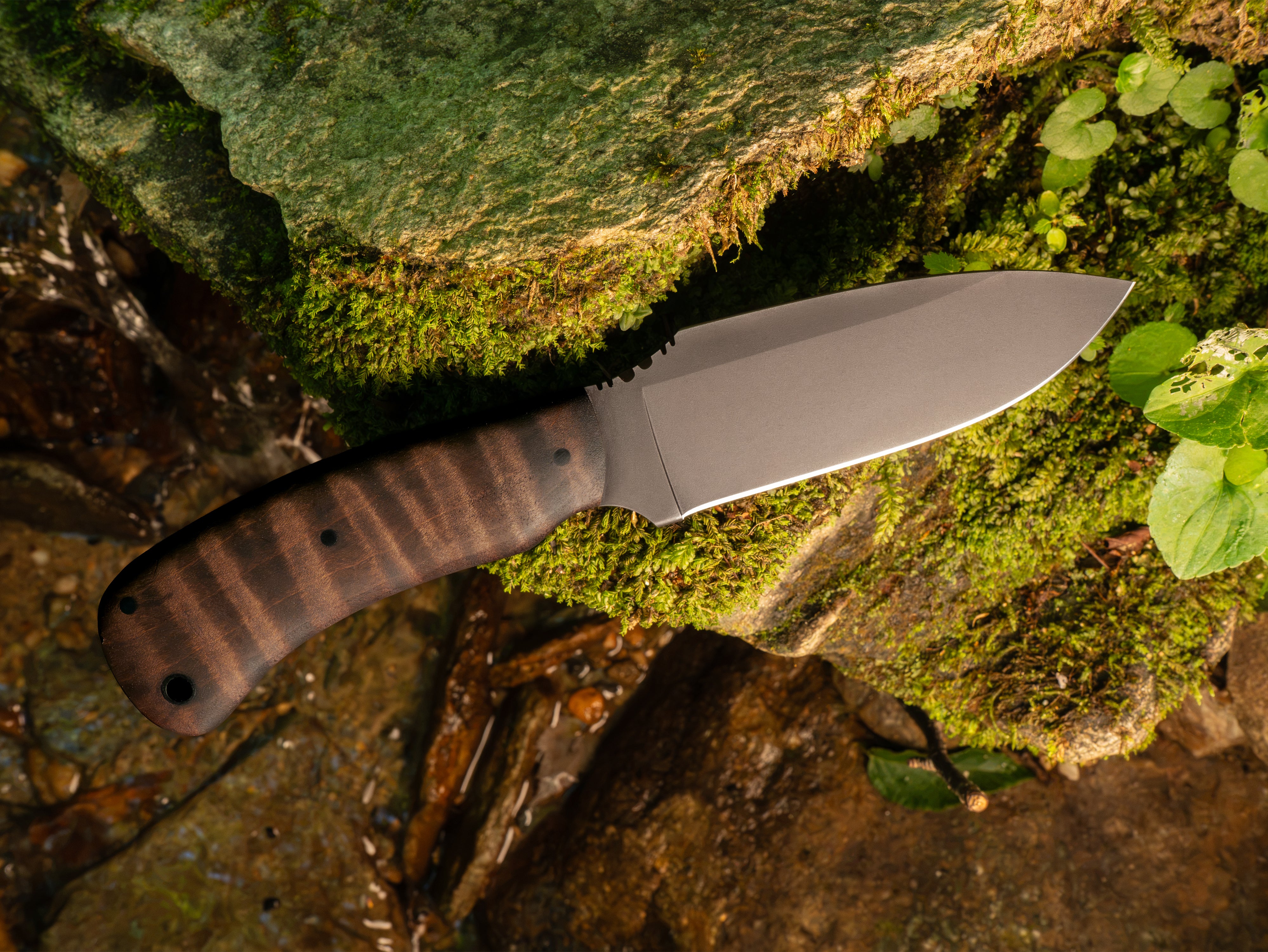 Currently Available WK Drop Point Hunter