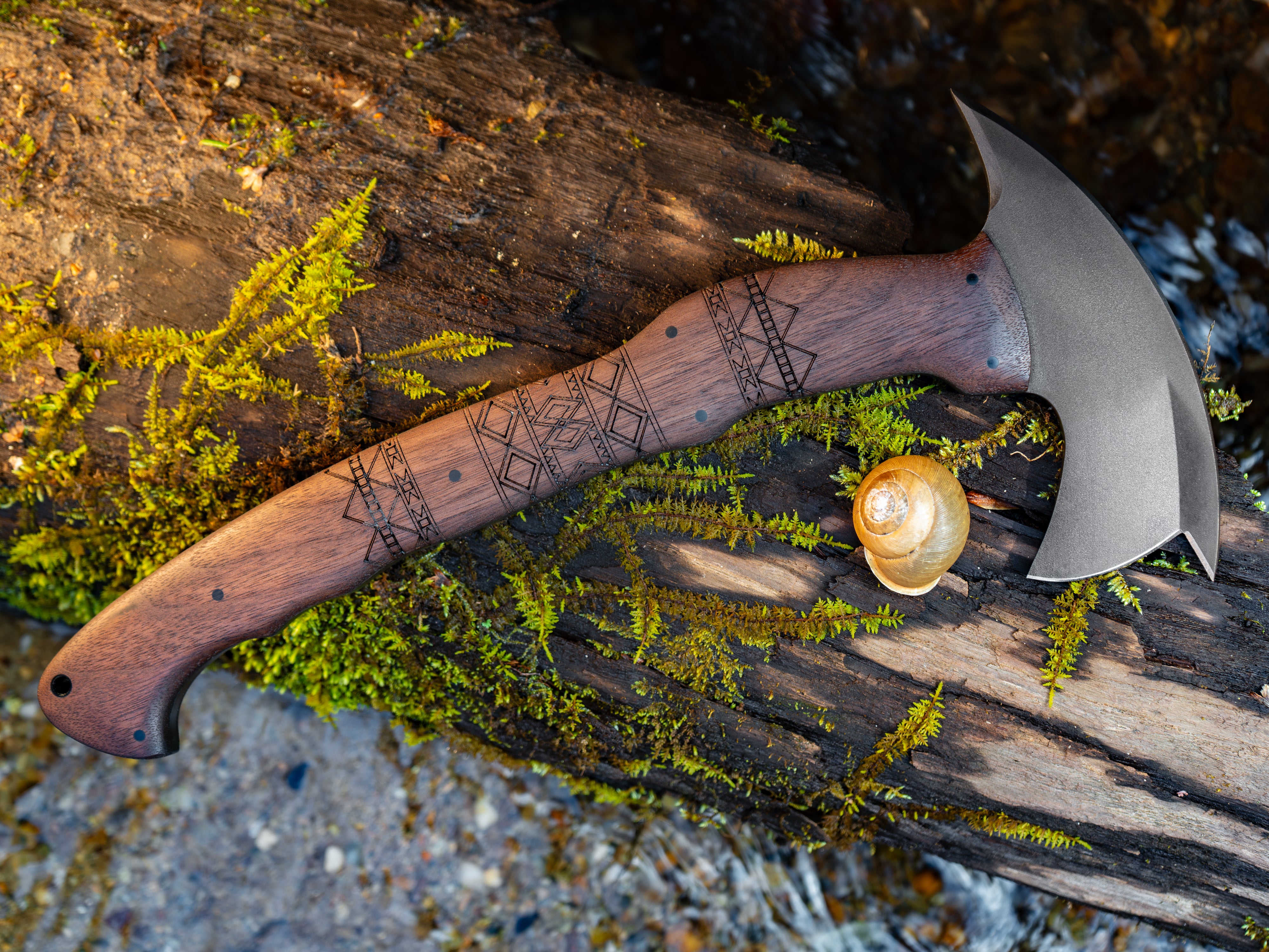 WK RnD Full Front Spike Axe